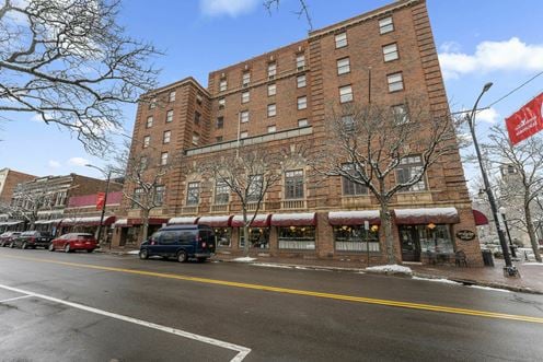 Barron Steuben Building