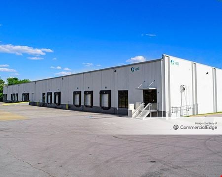 Industrial space for Rent at 1600 Corporate Pl. in LaVergne
