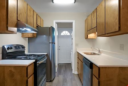 Photo of commercial space at 520 Rose Ln in Summerville