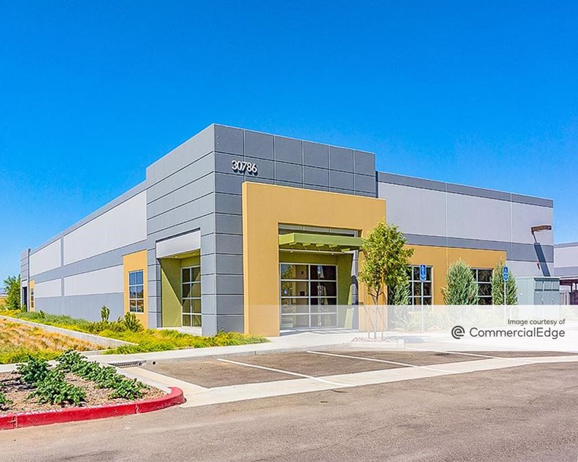 French Valley Airport Center Phase I & II 30914 Wealth Street