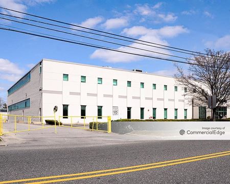 Photo of commercial space at 595 Smith Street in Farmingdale