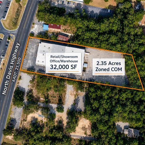 32,000 SF Retail/Warehouse on 2.35 Acres