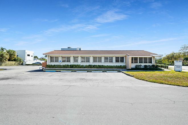 1130 Bayview Drive
