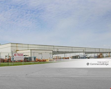 Industrial space for Rent at 1435 Matzinger Rd in Toledo