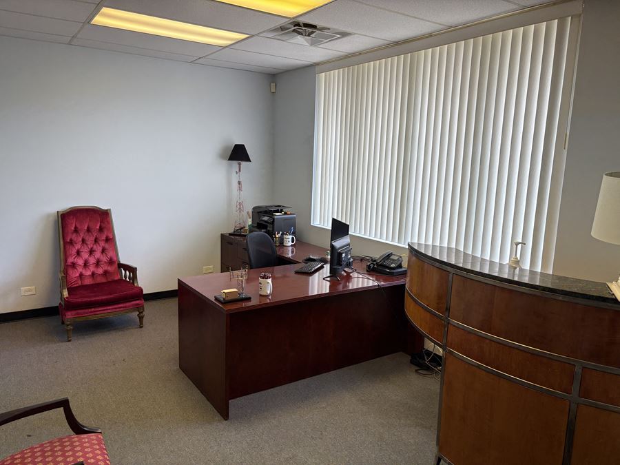 480 Telser Lake Zurich For Lease