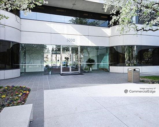 Signature Center II
