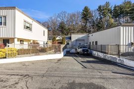 Flex/Office/Warehouse Complex Off MA Pike