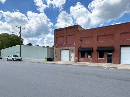 Photo of commercial space at 124 West Vance Street in Zebulon