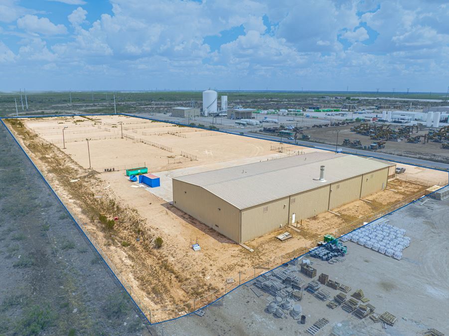 Warehouse/Office Building on ±10.91 Acres