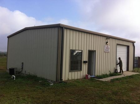 Photo of commercial space at 130 Water Hole Lane in New Braunfels