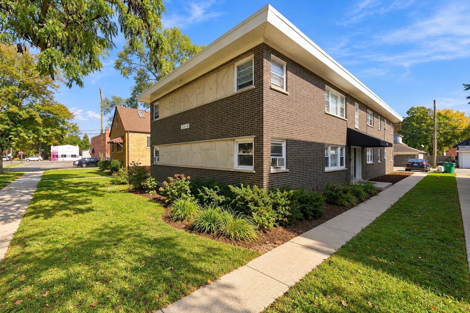 1214 Marengo Ave