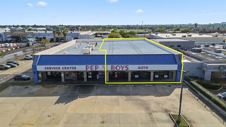 Office space for Rent at 2336 Boca Chica Blvd in Brownsville