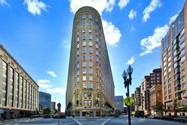 26 Park Plaza