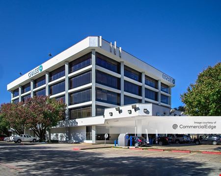 Commercial space for Rent at 1600 East Pioneer Pkwy in Arlington