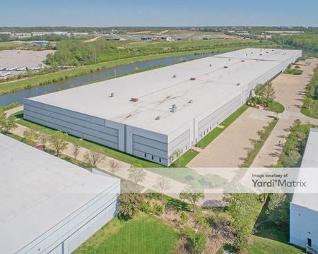 Industrial space for Rent at 13330 Lakefront Drive in Earth City