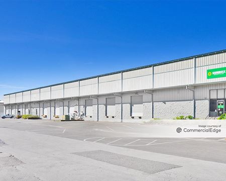 Tampa East Industrial Park - Tampa