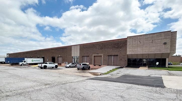 33,000 SF Distribution Space Available For Lease in Hazelwood
