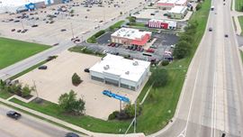 8809 N Allen Rd