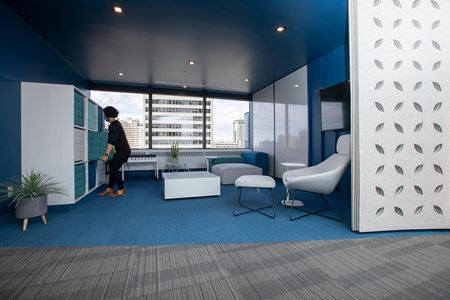 800      Space Photo Gallery 26