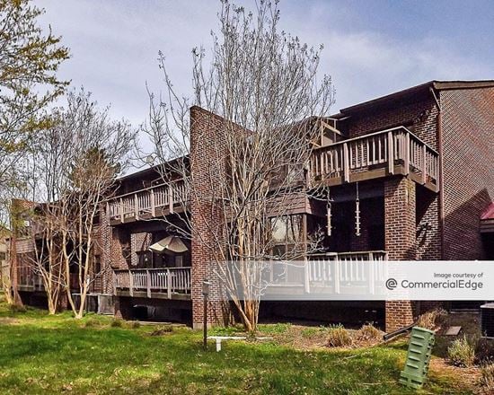 Sugar Oak Office Retreat
