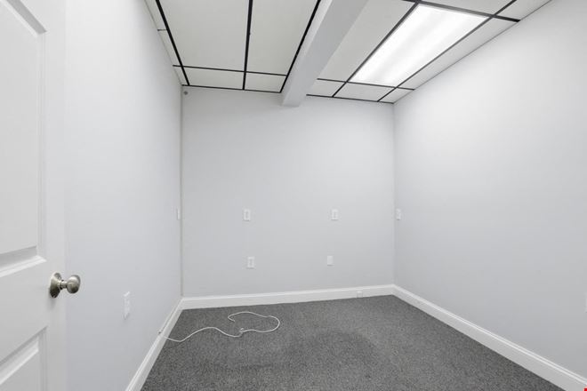 Well Located Commercial Suite for Lease in Methuen, MA