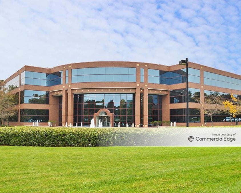 Innsbrook Corporate Center - Highwoods Centre