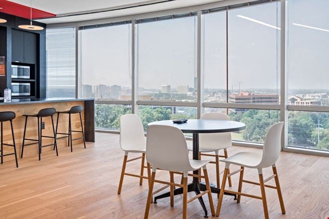 2500 Windy Ridge Parkway (R024)