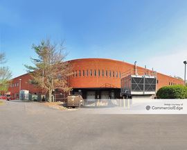 Brookside Office Park - 2 Edgewater Drive