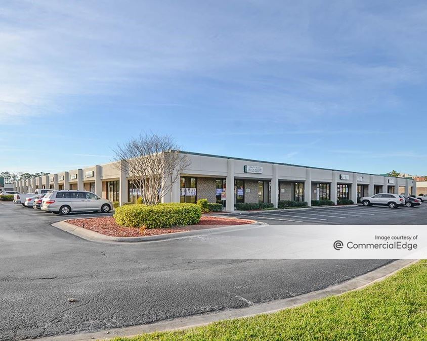 Plaza Central 6220 South Orange Blossom Trail, Orlando, FL CommercialSearch