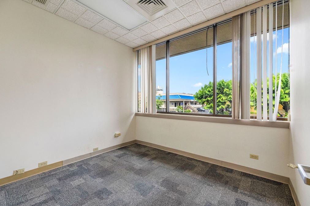 98-1247 Kaahumanu St