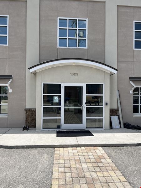 Office space for Rent at 1629 Meeting Street Rd in Charleston