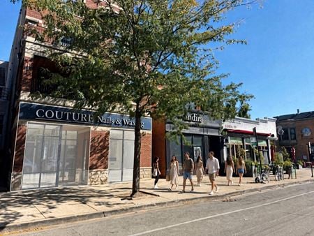 Retail space for Rent at 3341 N Southport Ave in Chicago