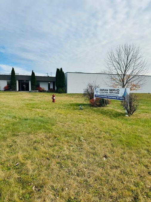 3279 Grand Island Blvd