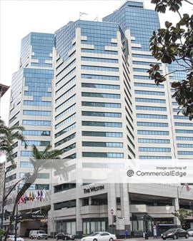 Emerald Plaza