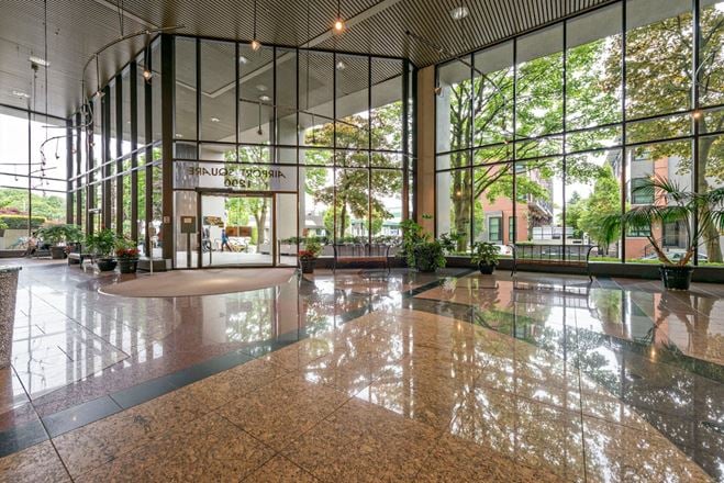 Forum Workspaces - at Airport Square