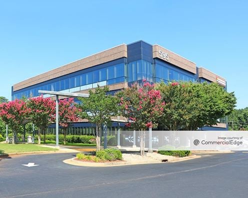 595 Hurricane Shoals Road