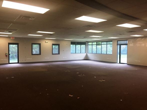 2,000-4,000 SF Office Suite for Lease on Virginia St. (IL Rt. 14) in Crystal Lake