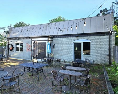 Retail space for Rent at 678 10th St NW in Atlanta