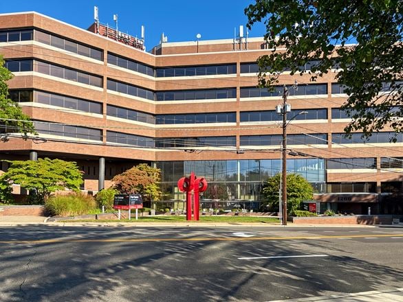 CT, Stamford - Soundview