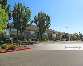 Blue Oaks Plaza