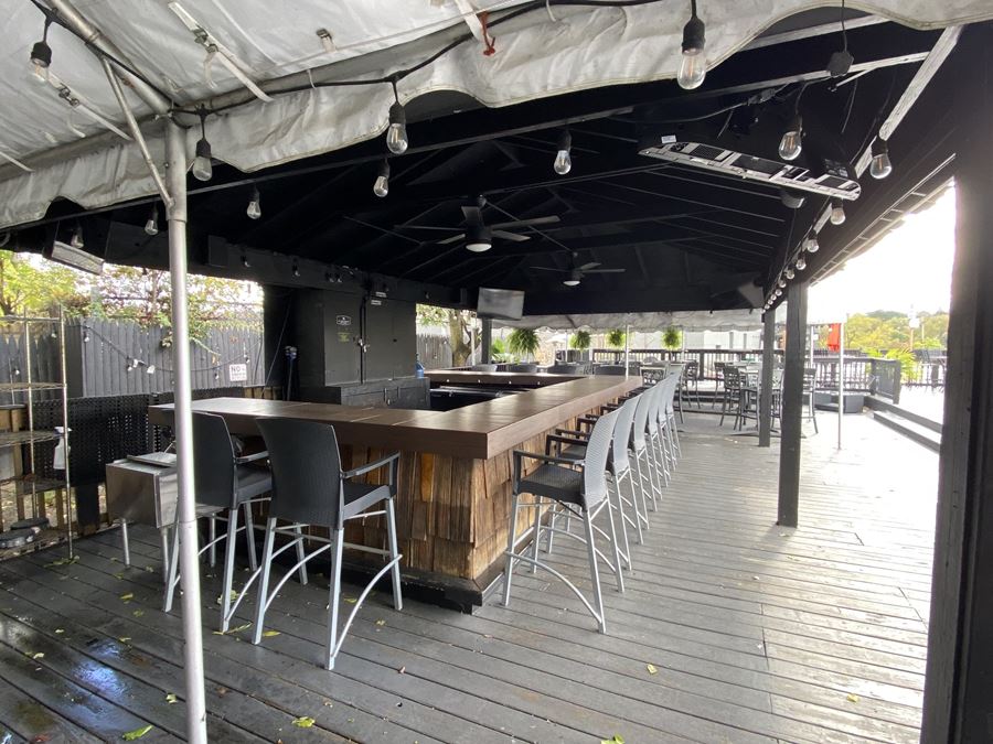 1020 Washington Pike, Bridgeville, PA 15017