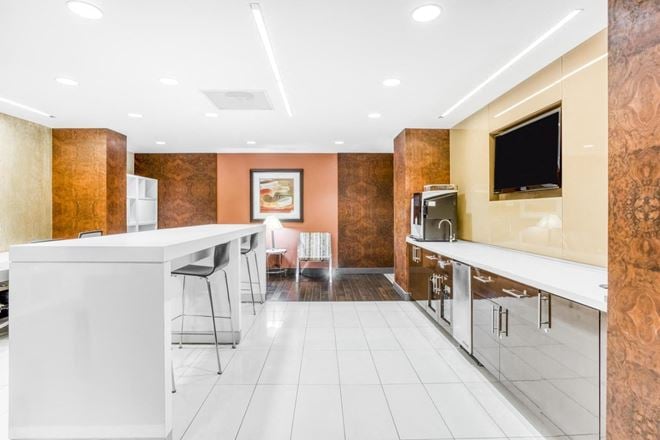 FL, Palm Beach Gardens – Financial District