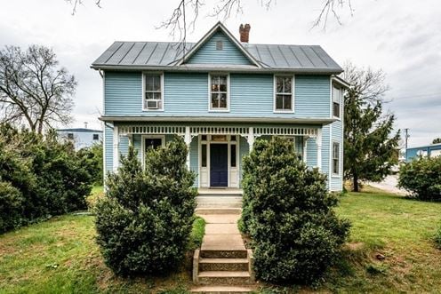 VICTORIAN CHARM MEETS ENDLESS POTENTIAL IN THE HEART OF BROADWAY