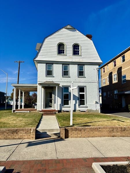 Office space for Rent at 135 W Main St in Elkton