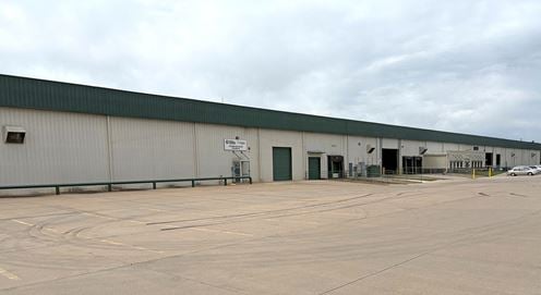 NE WICHITA WAREHOUSE/MANUFACTURING
