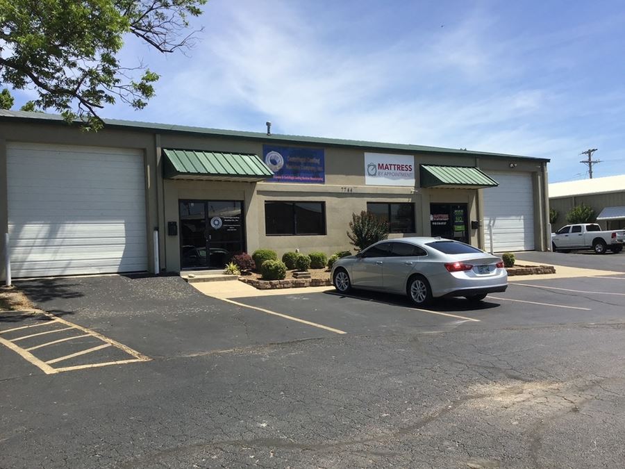 7744A Owasso Business Park 7744B North Owasso Expressway, Owasso, OK