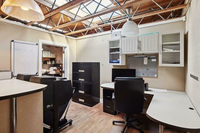 ARTIST STUDIO/WAREHOUSE FOR SALE