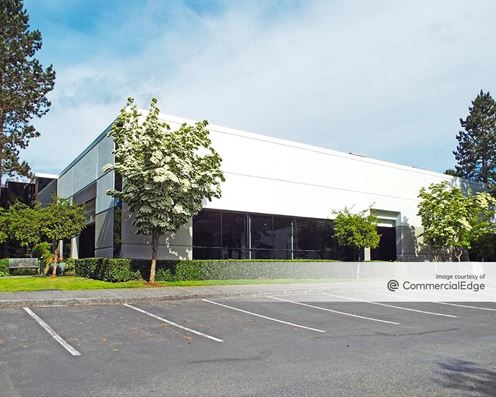 RH Northcreek Business Center - Buildings 4, 5 & 6