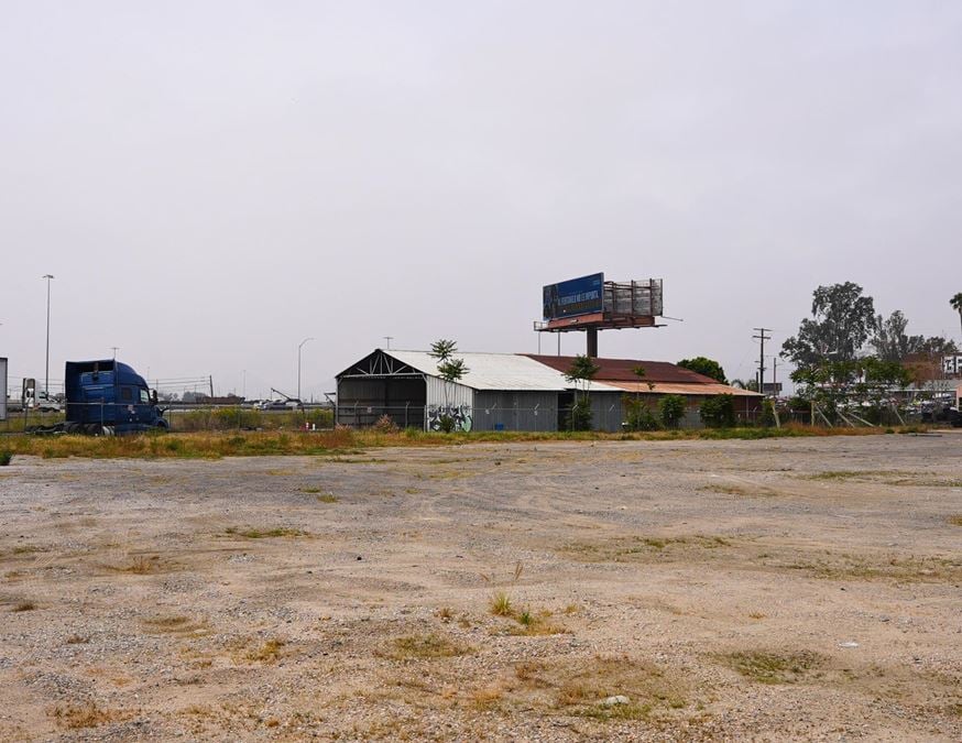261 W Valley Blvd