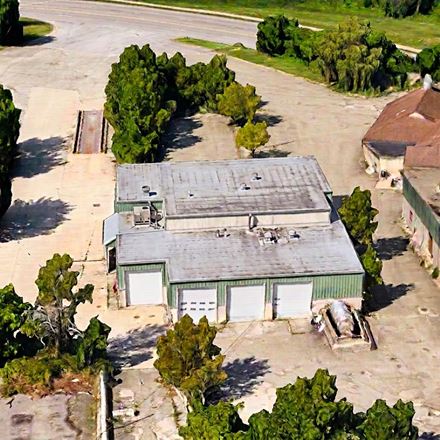 5690 Camp Rd - Former Truck Repair Garage